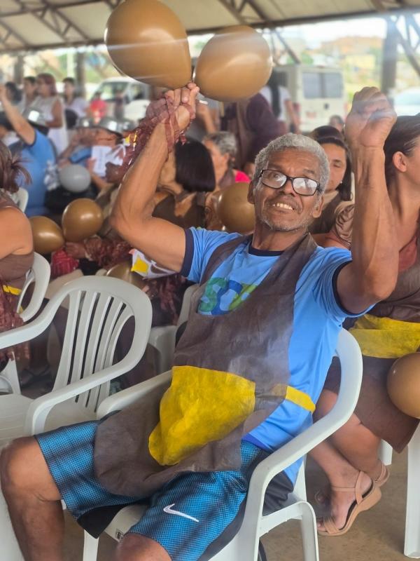 Desfile de moda intergeracional valoriza identidade, convivência e protagonismo nos Cras de Betim